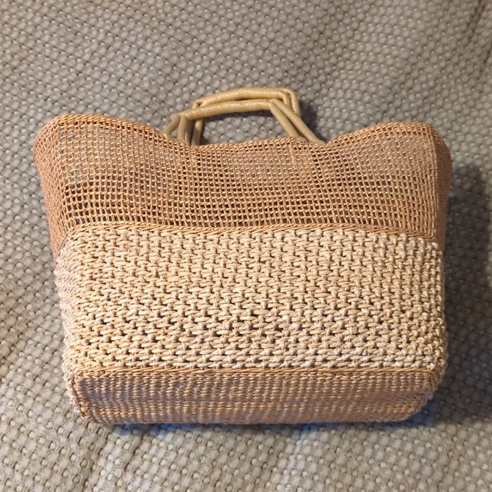 Vintage woven straw bag (please read description) - Picture 1 of 10